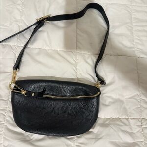 Elegant Black Leather Crossbody Bag